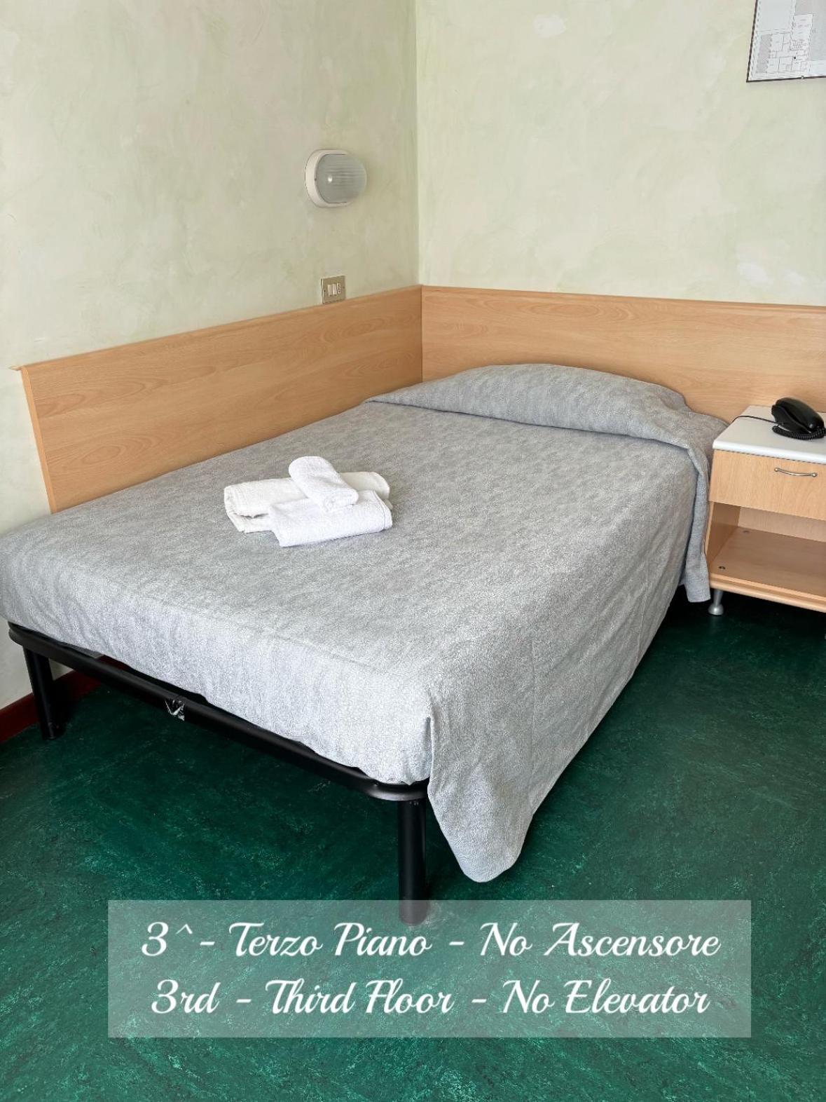 Hotel Verudella Ріміні Номер фото